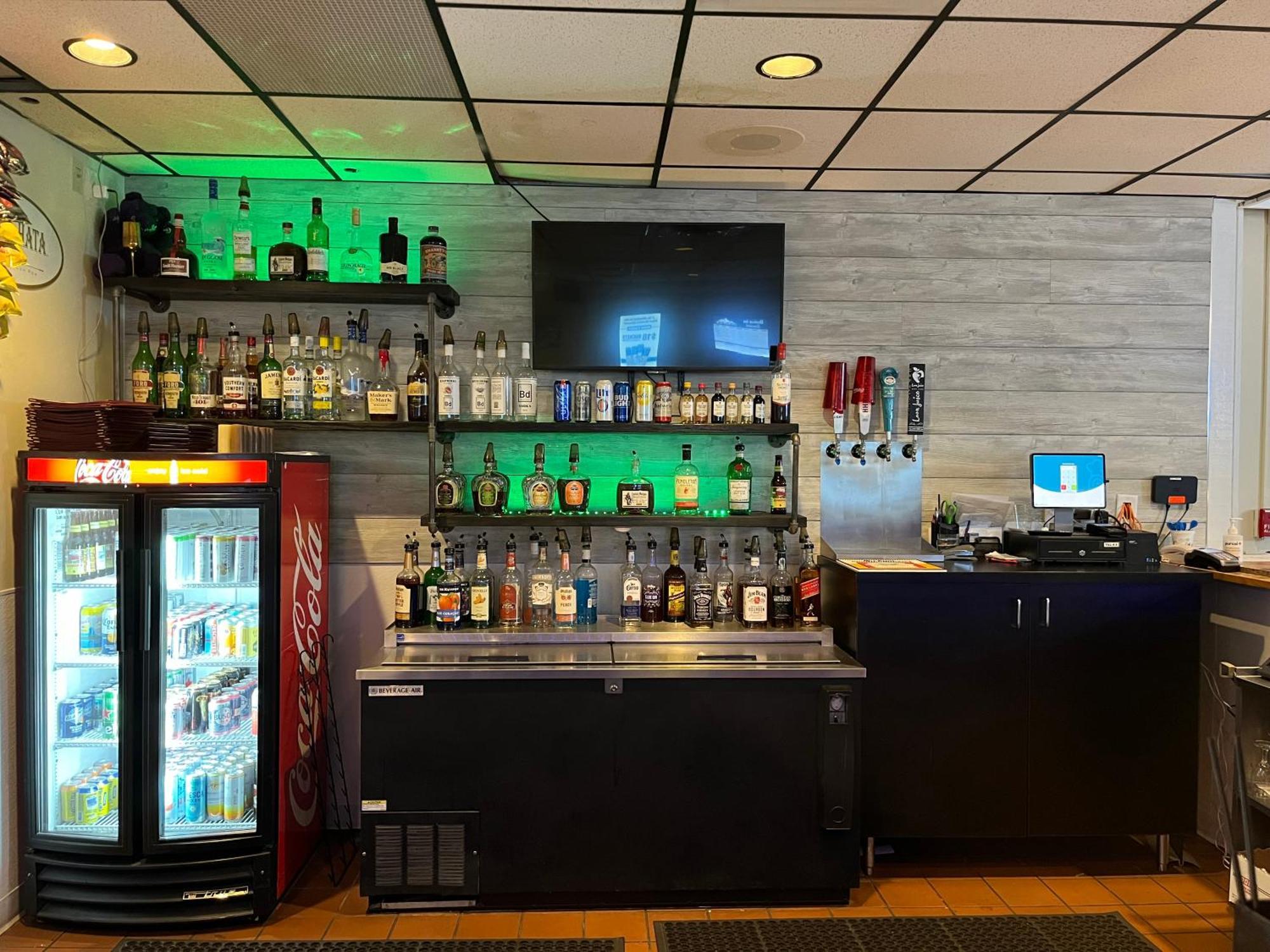 The Hudson Inn Morris Екстериор снимка